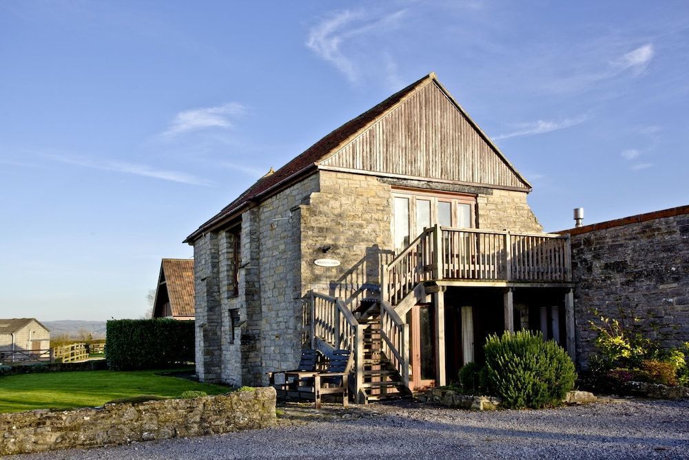 Middlewick Holiday Cottages 1