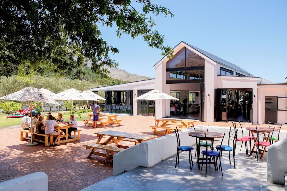 Houw Hoek Hotel 1