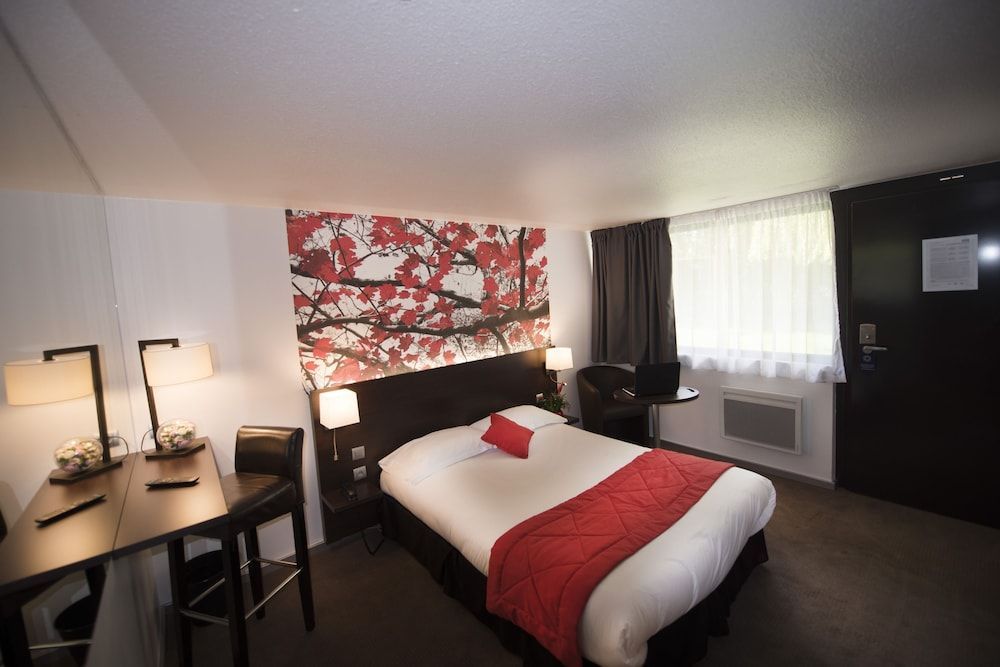 Hotel Pavillon des Gatines 1