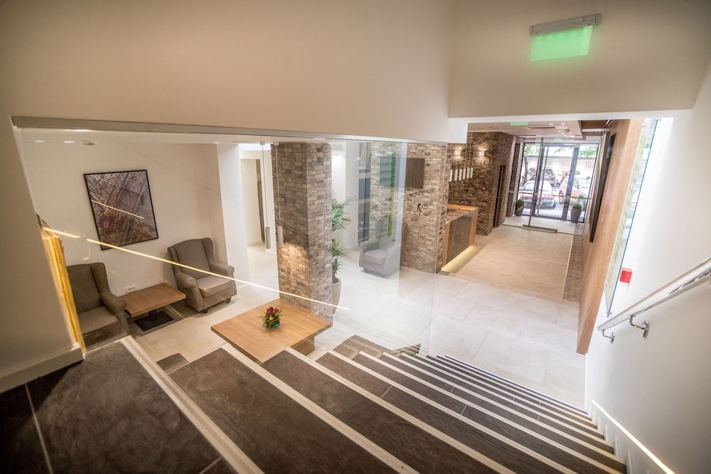 Belgrade Inn Garni Hotel 2