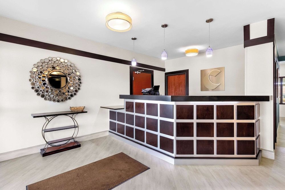 Comfort Inn 2