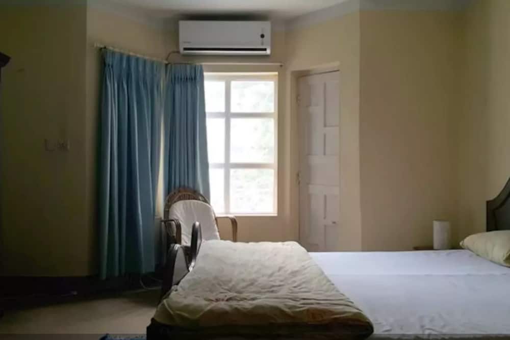 Paradise Apartment 2