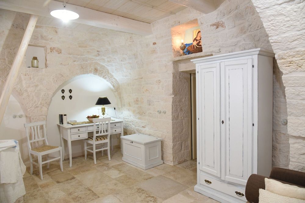 Trulli Occhi Di Pietra 2