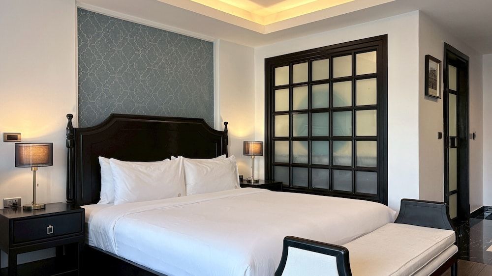 Glory Boutique Suites 清迈古城荣耀精品酒店 1
