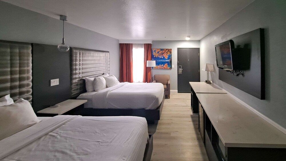 Clarion Pointe El Cajon San Diego East 1