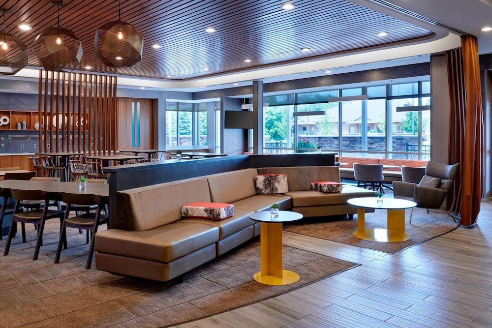 SpringHill Suites by Marriott Grand Rapids West 2