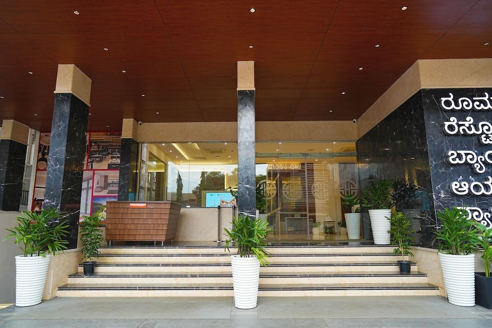 Highland Hotel 2