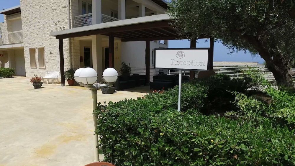Le Rosette Resort 2