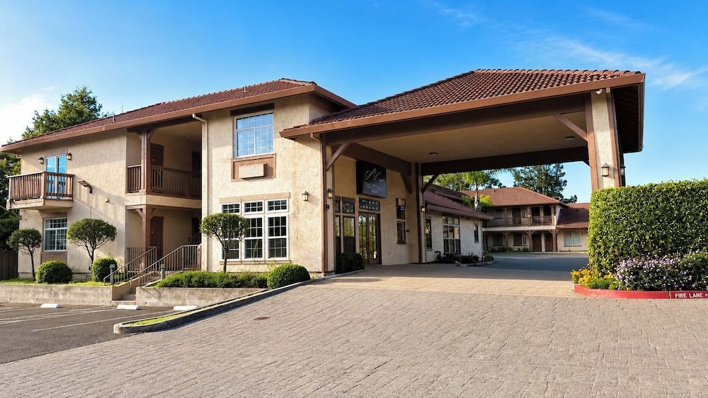 The Miramar Inn 1