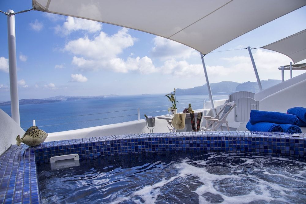 Ambition Suites 1