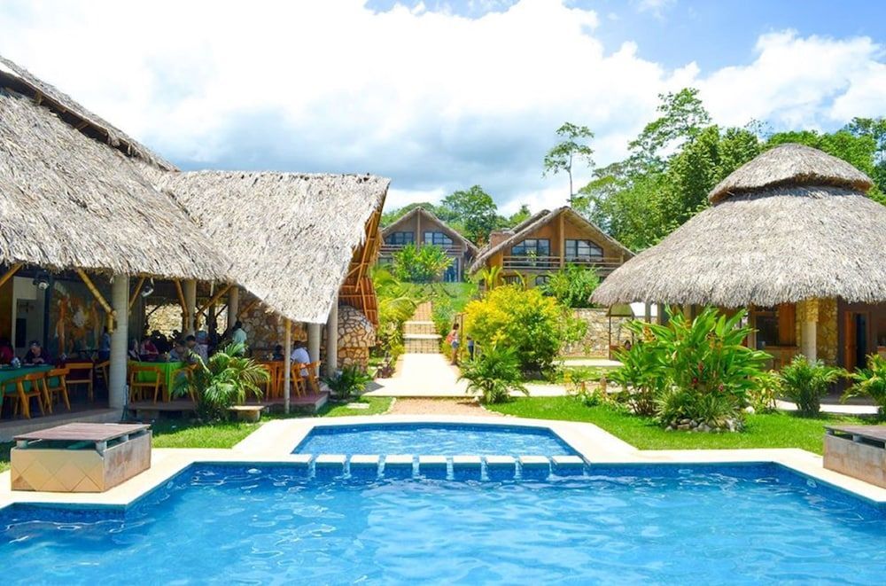 AXKAN PALENQUE, ALBERCAS, GASTRONOMIA MAR y TIERRA & TRAVEL AGENCY 1