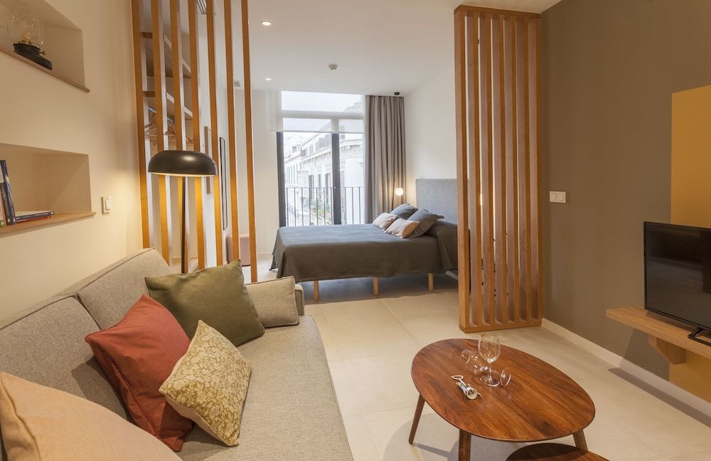 Apartamentos Málaga Premium - Calle Granada 1
