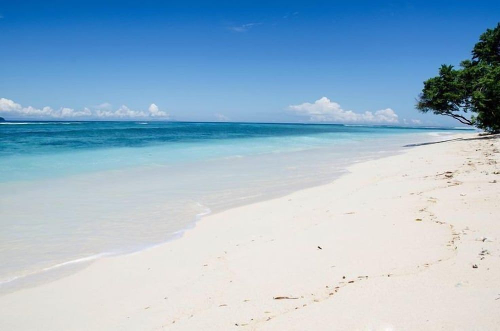 Portia Beach Grand 1