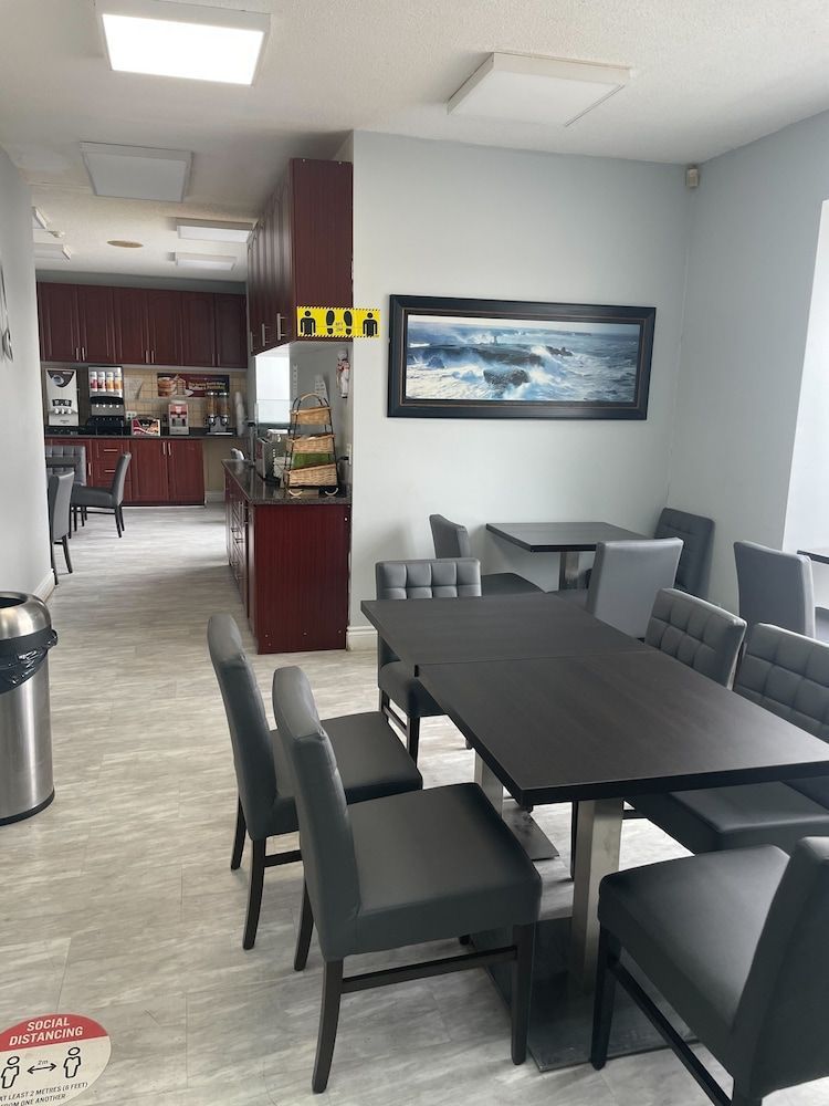 Niagara Lodge & Suites 2