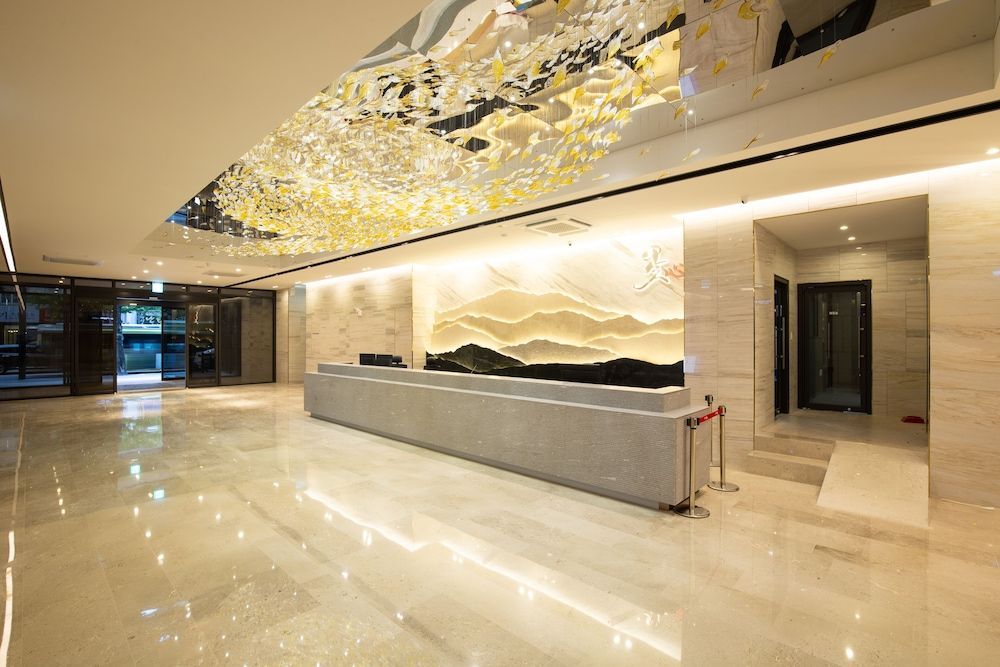 Jeonju Tourist Hotel kkotsim 2