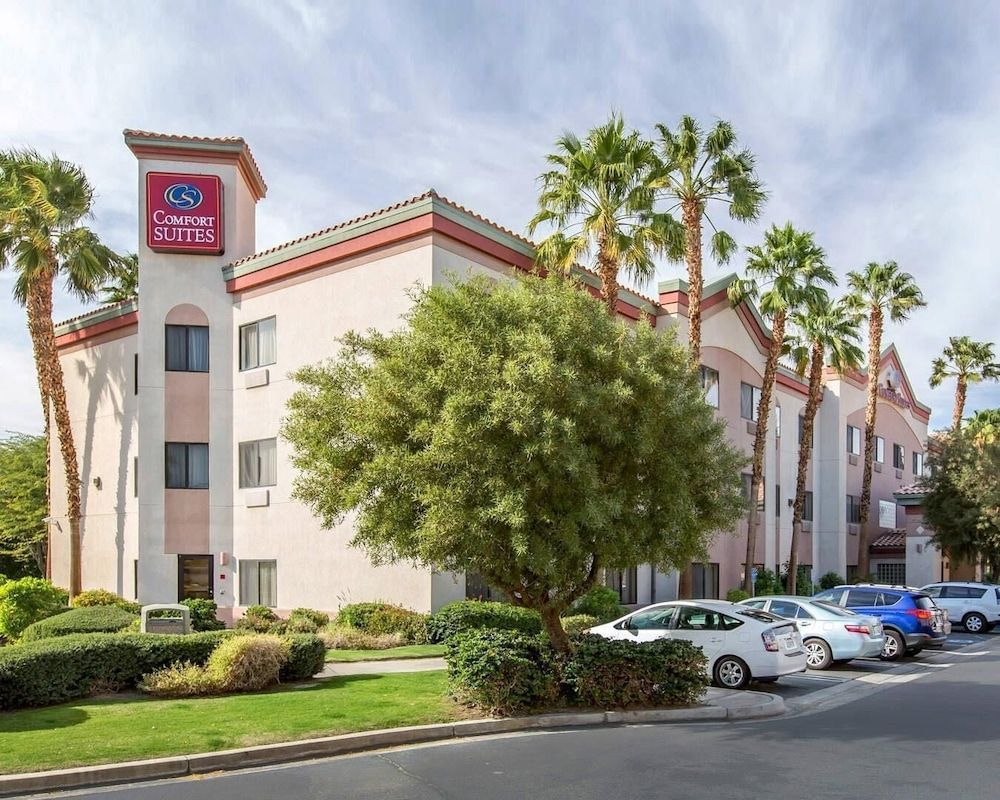 Comfort Suites Palm Desert I-10 1