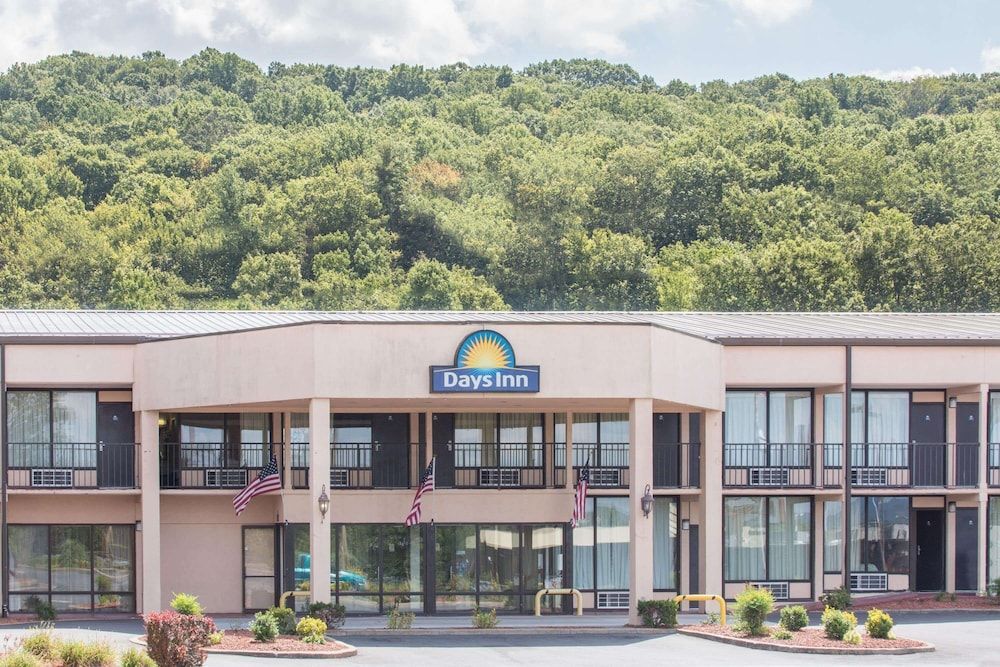 Days Inn by Wyndham Princeton 1