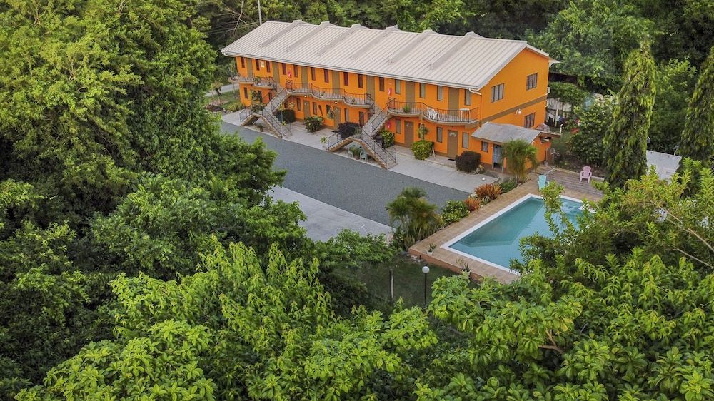 Eco Park Inn 1