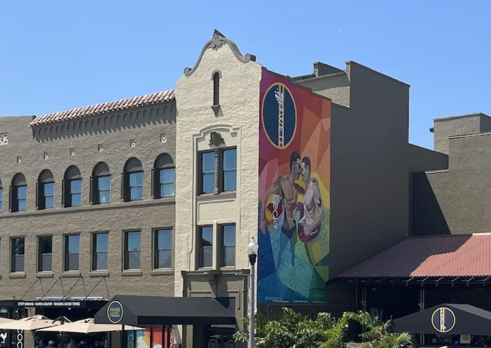 Mari Jean Hotel - All Adults Welcome 1