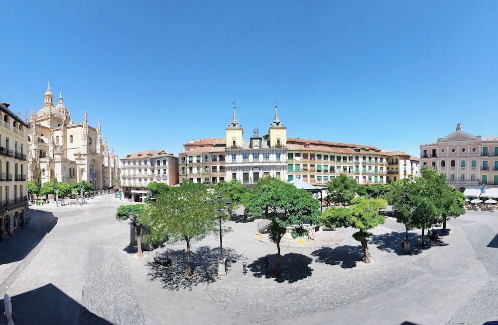 Hotel Infanta Isabel by Recordis Hotels 1