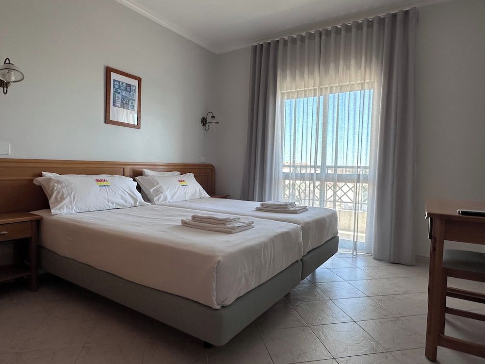 Sunset Haven in Albufeira - Short walk to Oldtown 2