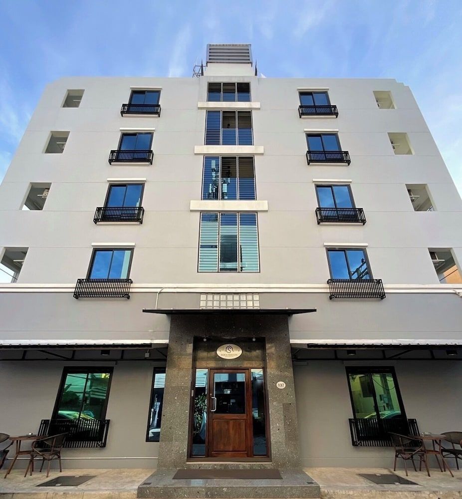 Suksomboon Residence 1