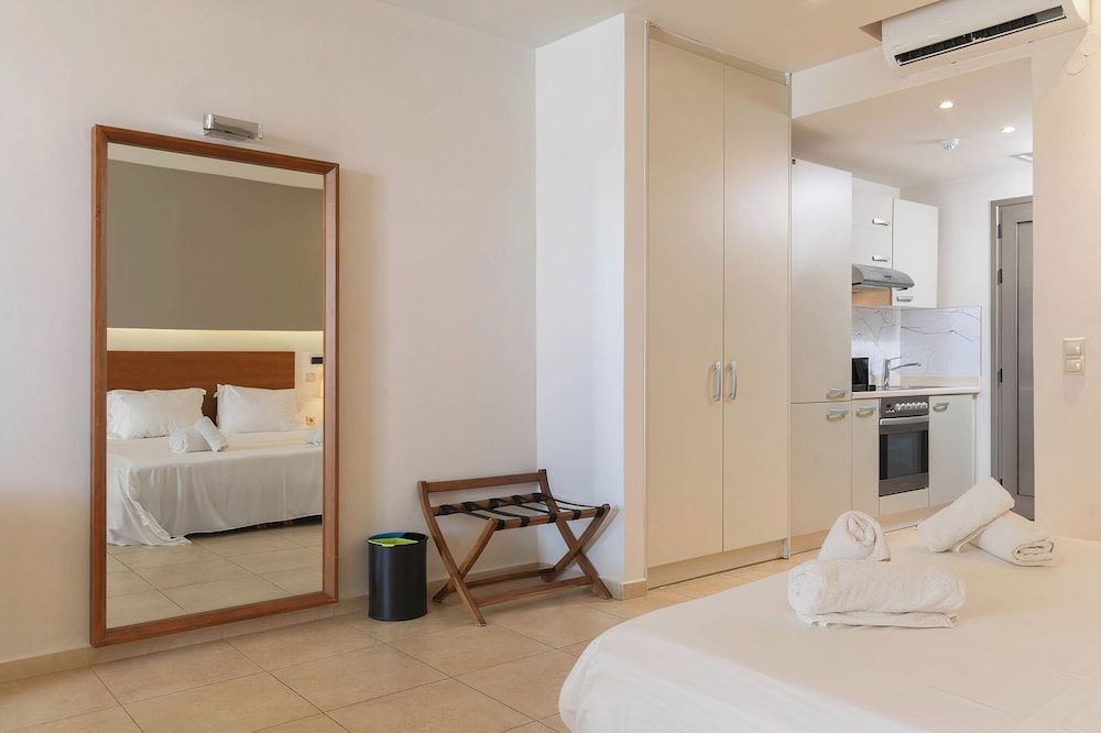 The Noverian Scenic Crete 5 Star Hilltop Villa Resort & Spa 2