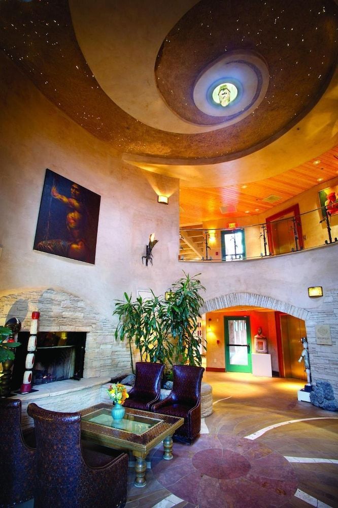 El Monte Sagrado Resort & Spa 2
