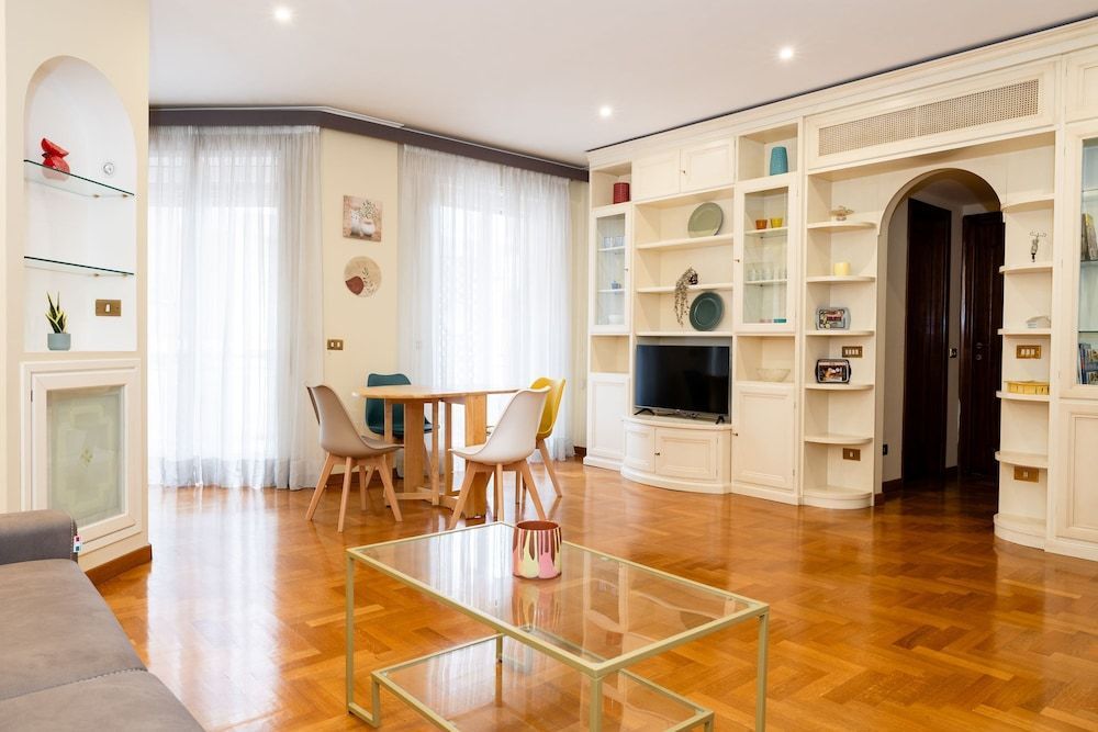 Casa Savorelli in Rome 2