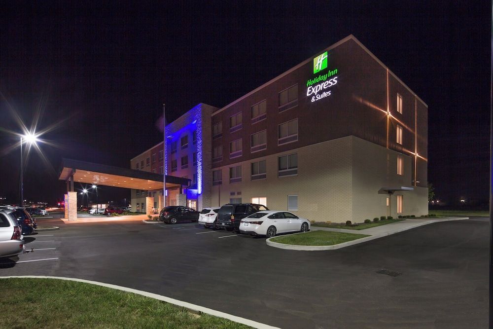 Holiday Inn Express & Suites INDIANAPOLIS NW - ZIONSVILLE by IHG 1