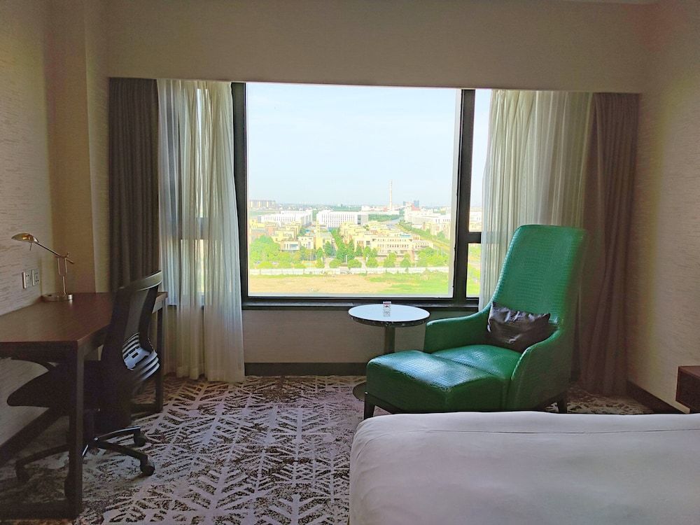 Crowne Plaza Shanghai Jinshan by IHG 1