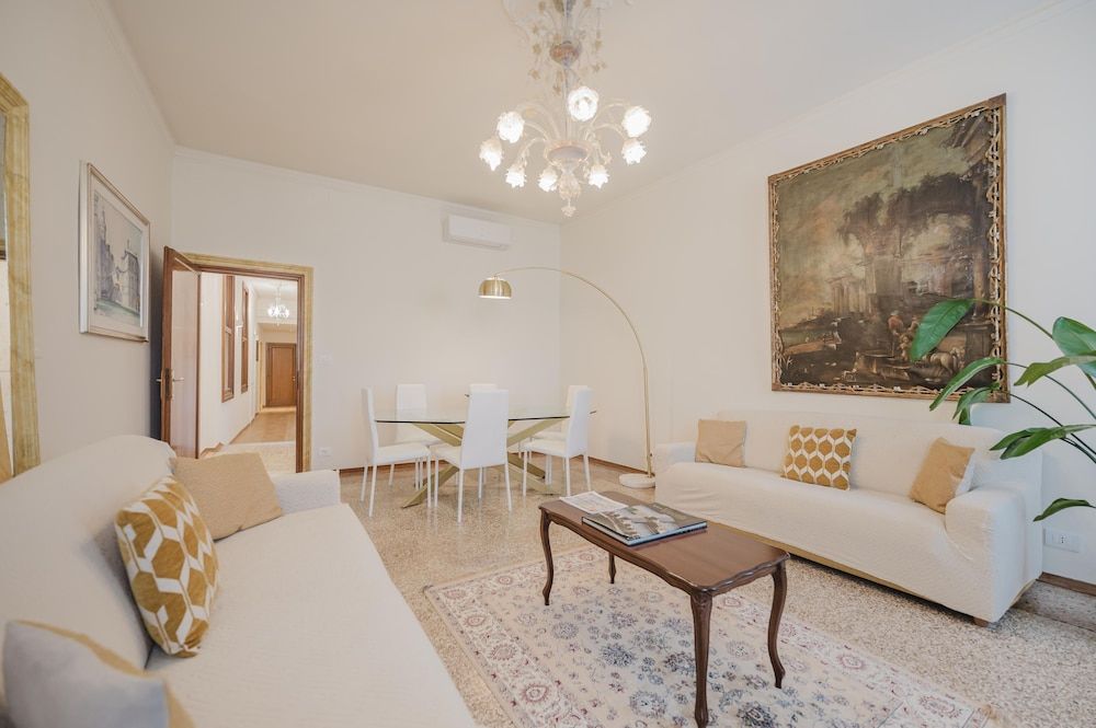 Santo Stefano Palace 1