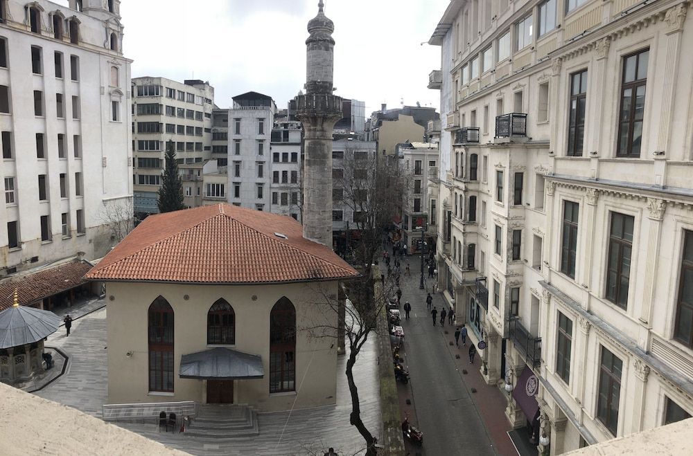 Taksim Palace İstanbul Hotel 1