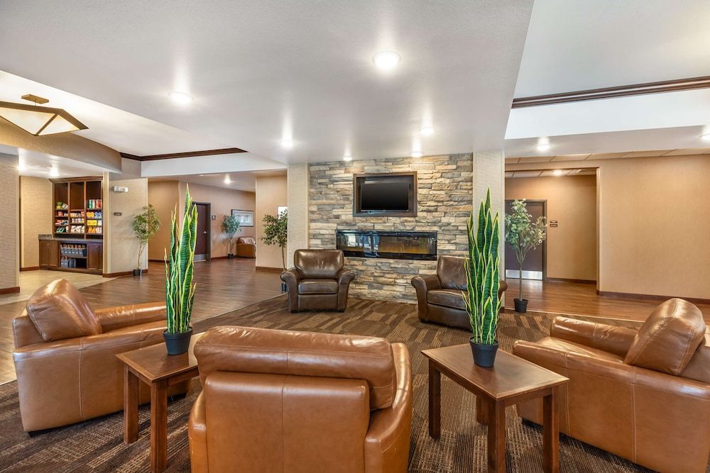 Best Western PLUS Casper Inn & Suites 2