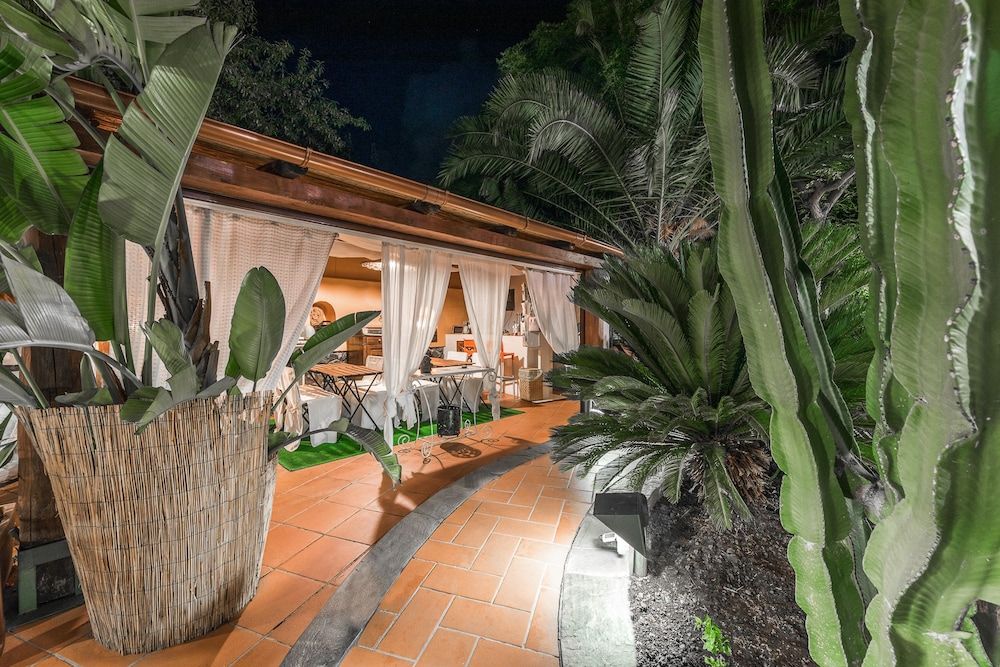 Villa Mariella Pittorino - camere in B&B 1
