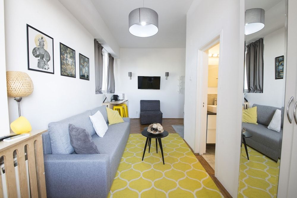 Unirii Center Apartments by Olala Homes 1
