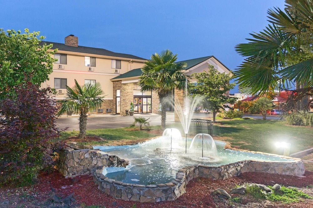 Super 8 by Wyndham Anderson/Clemson Area 1