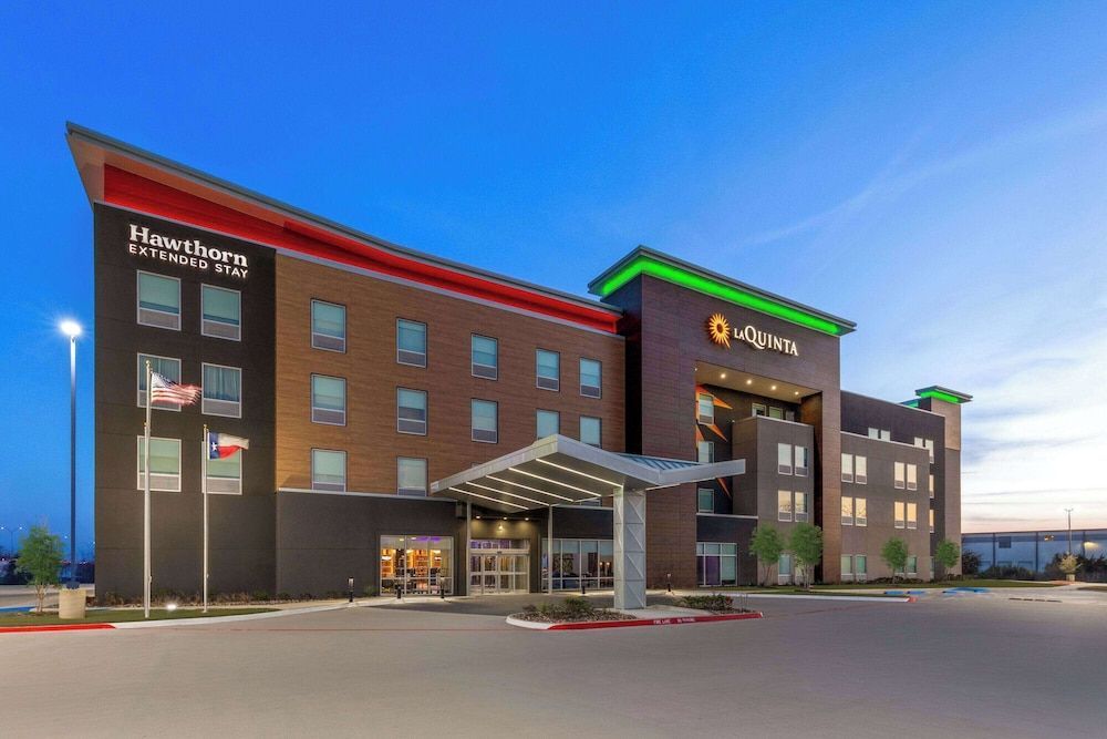 Hawthorn Extended Stay by Wyndham DeSoto 1