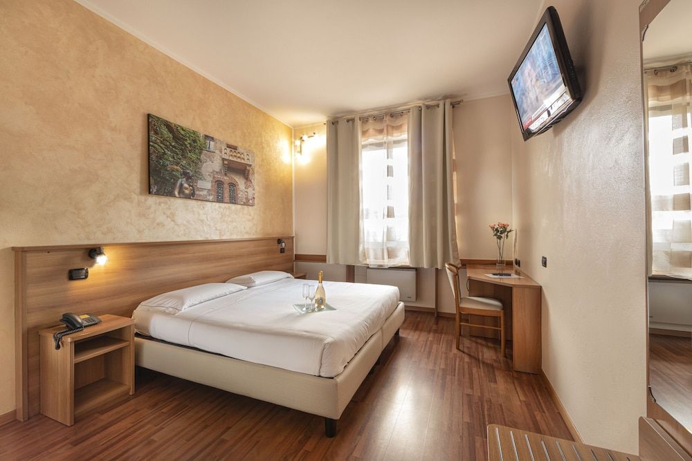 Hotel Postumia 1