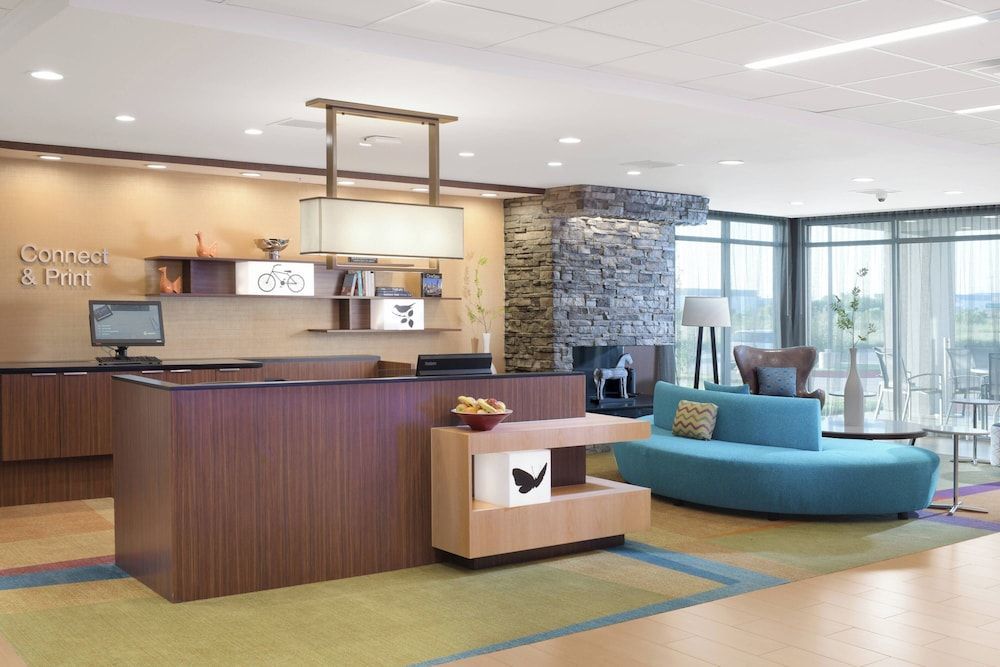 Fairfield Inn & Suites by Marriott Fort Worth South/Burleson 2