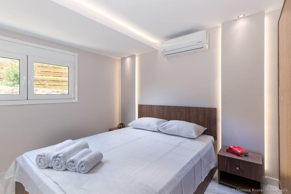 Seashore Stream Suites 2
