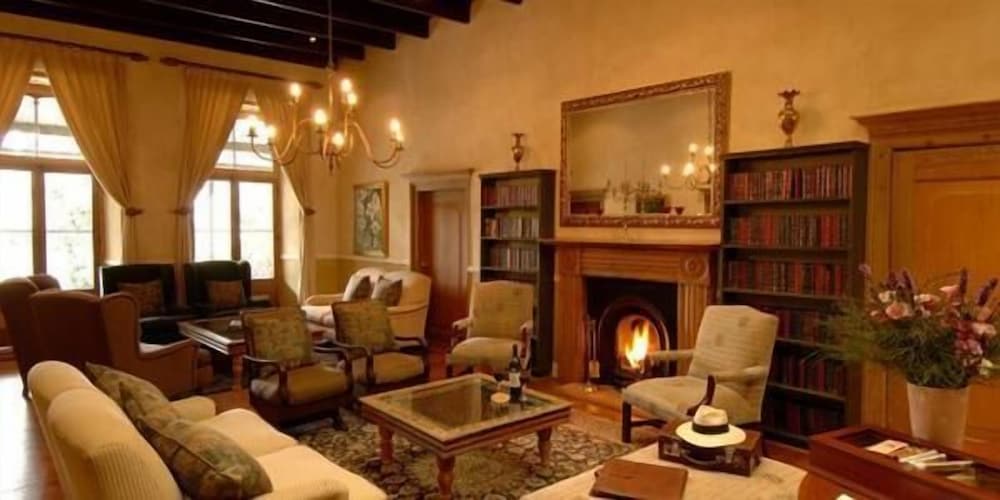 Pontac Manor Hotel & Restaurant 2