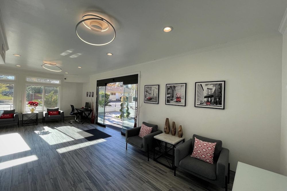 Aggie Inn, an Ascend Collection Hotel 2