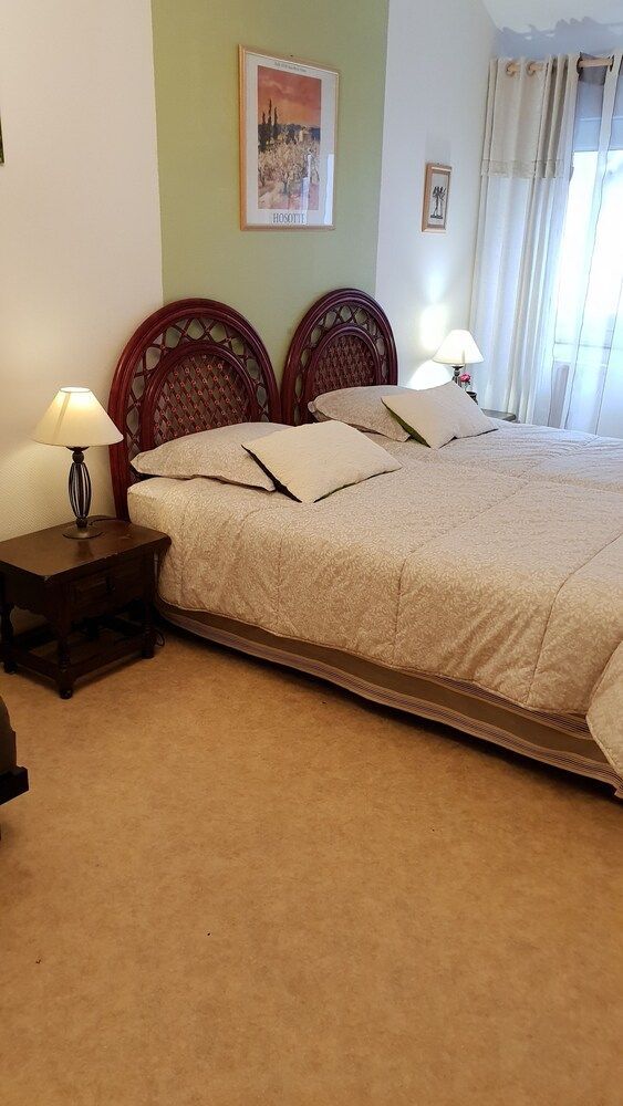 Au Bel Air 1