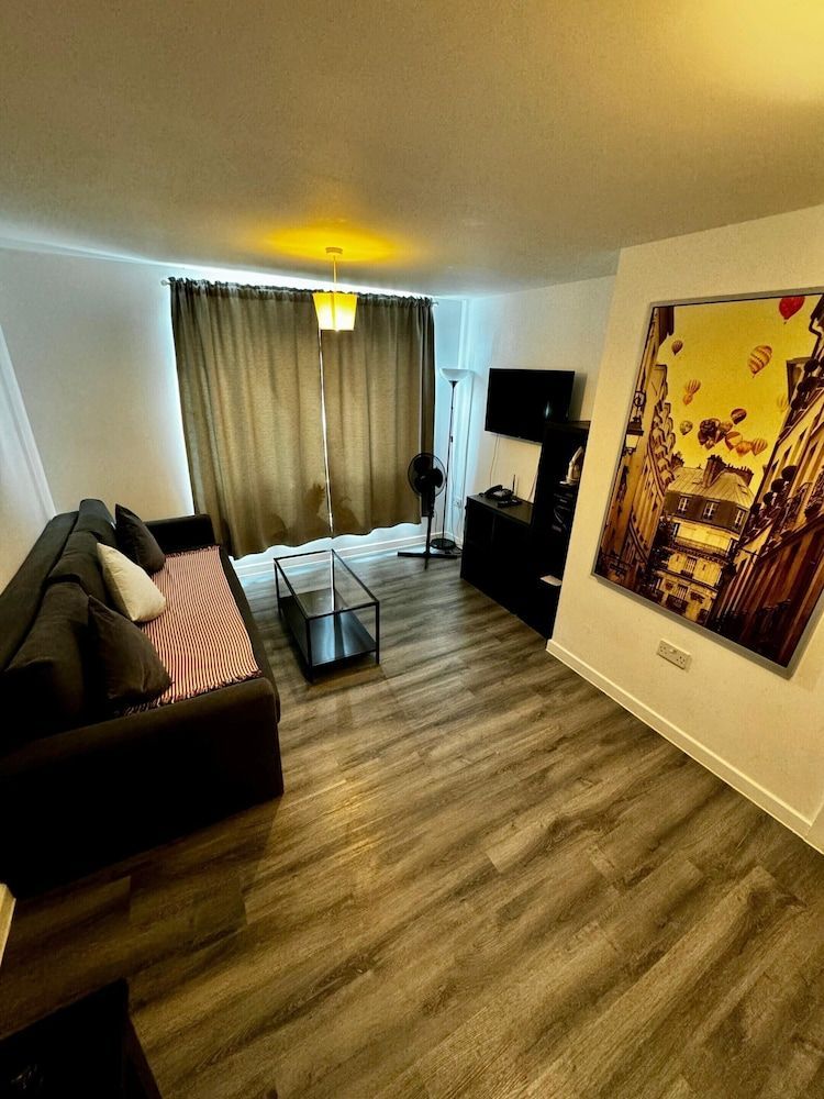 Stratford Luxury Apartments 1