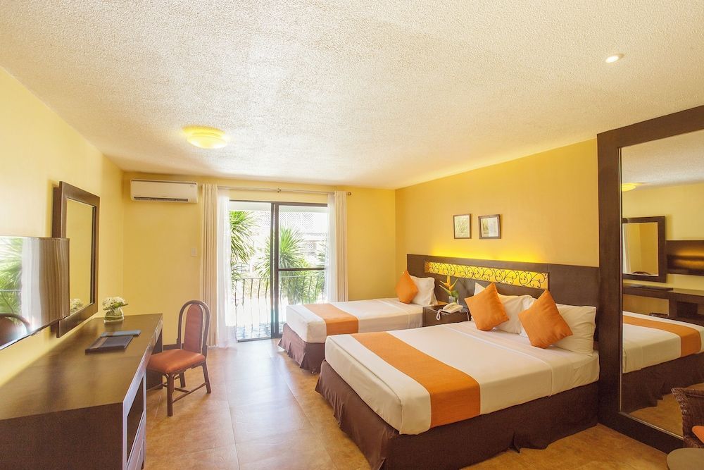 Montebello Hotel, Cebu 1