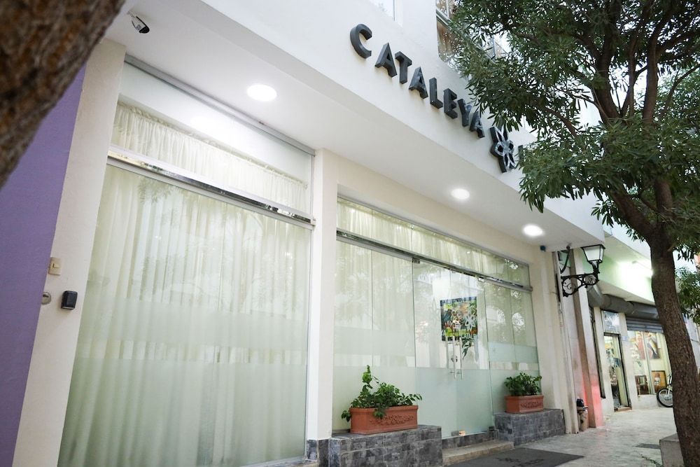 Cataleya Hotel 1