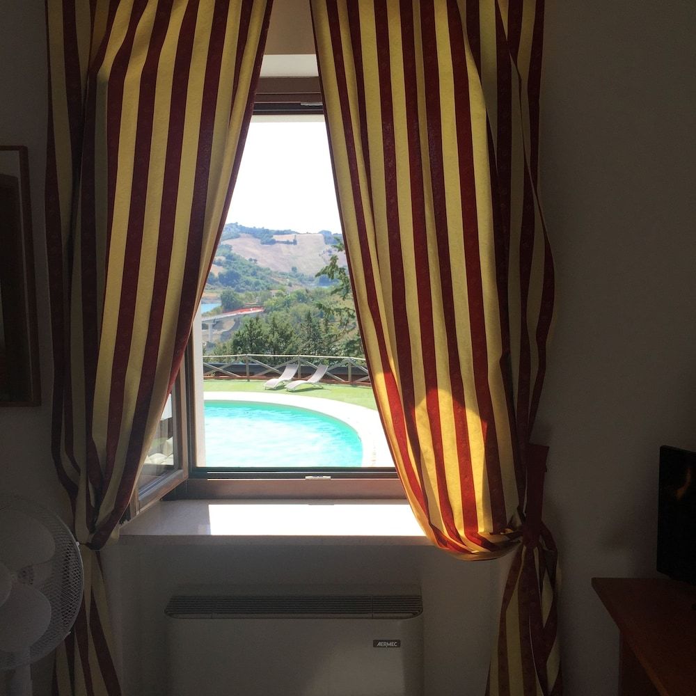 Colle Sul Lago 2