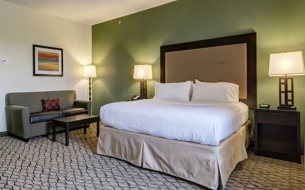 Holiday Inn POPLAR BLUFF by IHG 2