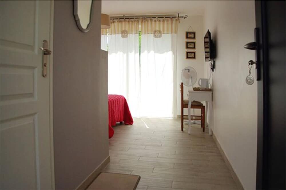 Les Abris Du Château 2
